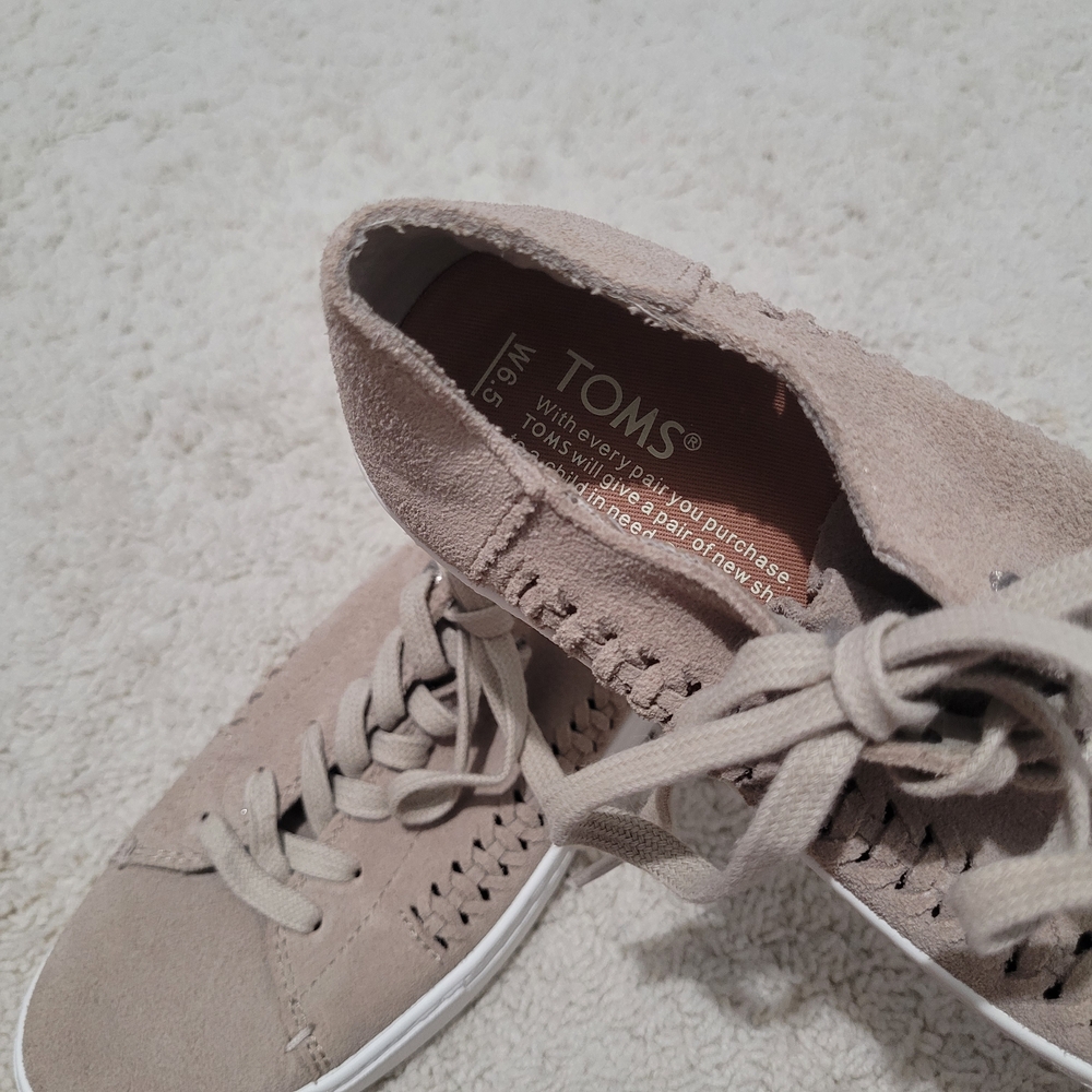 Toms Tan Sneakers Suede Low-Top Casual Size 6.5 - Picture 6 of 8